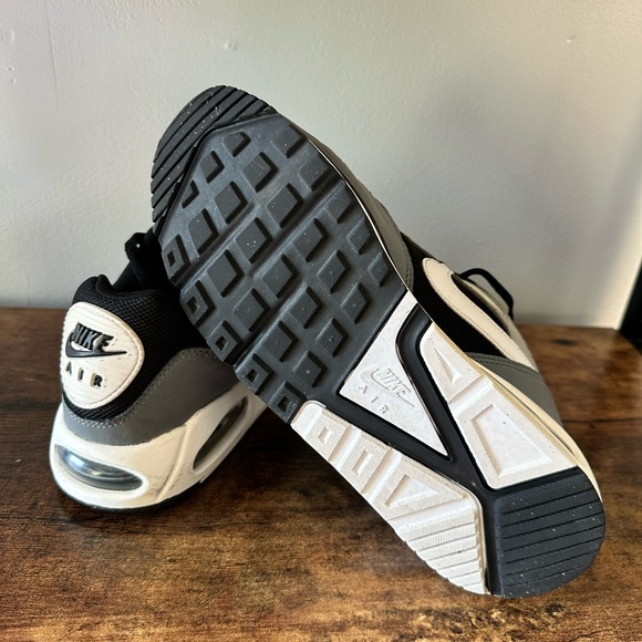 Nike Air Max Correlate Mens Running Shoes Sz 8 - Picture 8 of 10